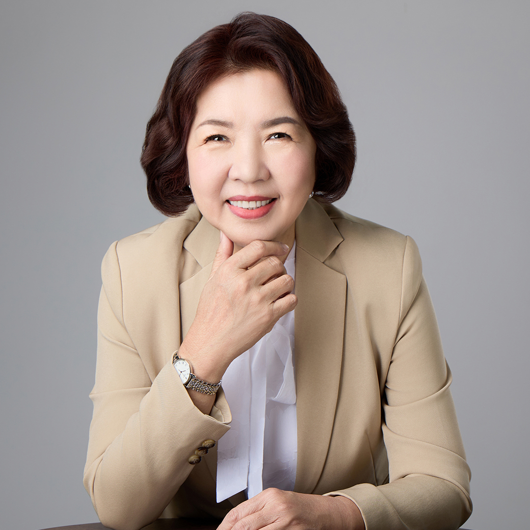 Dato' Ong Bee Leng, CEO
